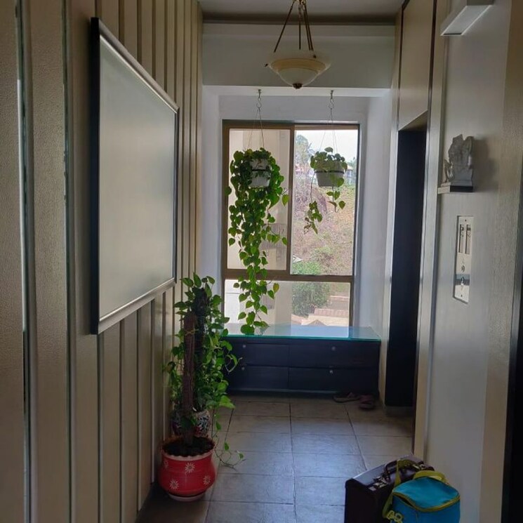 Balcony, turf-estate 3 Bedroom 1250 Sq.Ft. Apartment In Arthur rd Mumbai 9810535