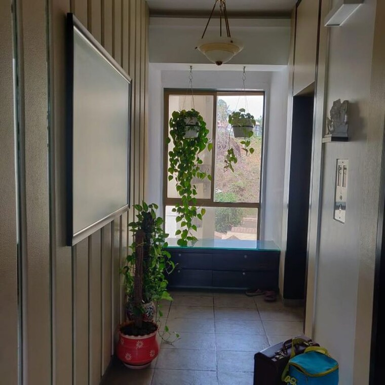 Balcony, turf-estate 3 Bedroom 1250 Sq.Ft. Apartment In Arthur rd Mumbai 9810535