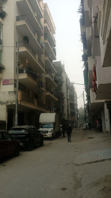 2 BHK Builder Floor – Exterior View View at Lucky The Palm Valley, Sector 1 Greater Noida - for Sale