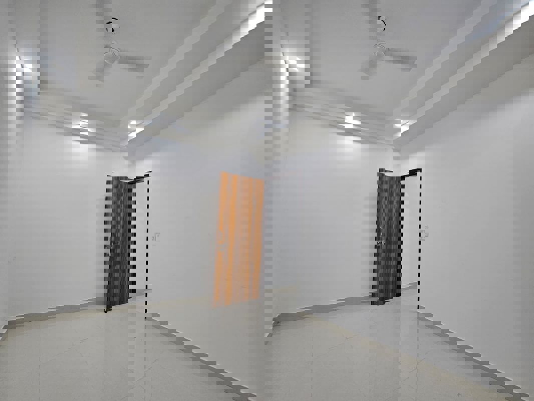 1 RkBuilder Floor For Rent in Saket