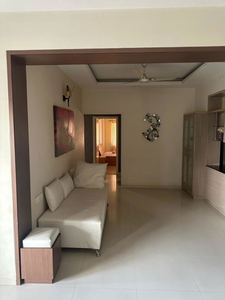 Living Room, prahlad nagar 3 Bedroom 1890 Sq.Ft. Apartment In Prahlad Nagar Ahmedabad 9810559