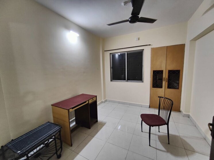 Living Room, sadguru-garden-chs 2 Bedroom 800 Sq.Ft. Apartment In Ghodbunder Road Thane 9810578