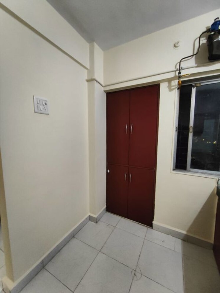 Kitchen, sadguru-garden-chs 2 Bedroom 800 Sq.Ft. Apartment In Ghodbunder Road Thane 9810578