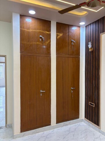 Furnished Amenities in 3 BHK Independent House at Om Sarovar, Kalwar Road – for Sale