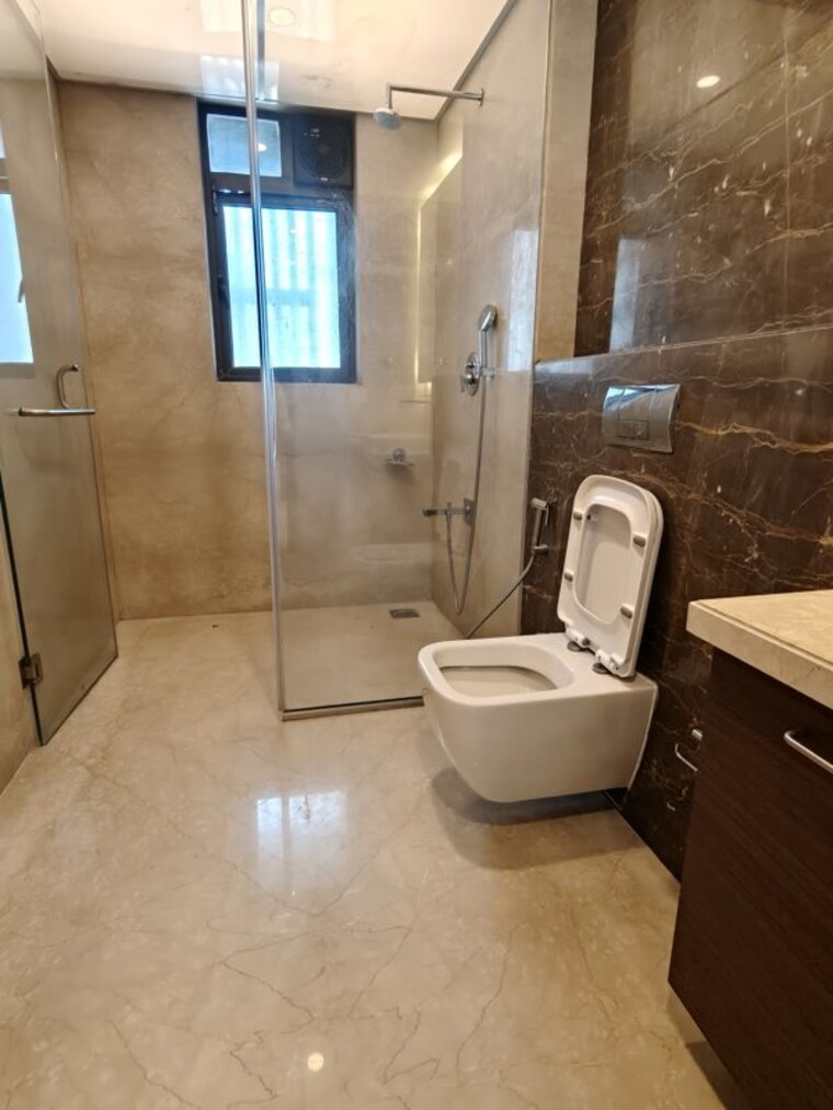 Bathroom, sunteck-signia-isles 4 Bedroom 4548 Sq.Ft. Apartment In Bandra Kurla Complex Mumbai 9810584