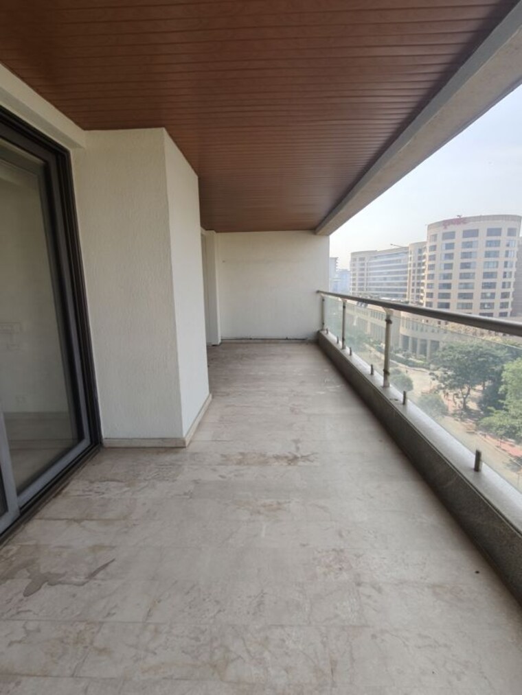 Balcony, sunteck-signia-isles 4 Bedroom 4548 Sq.Ft. Apartment In Bandra Kurla Complex Mumbai 9810584