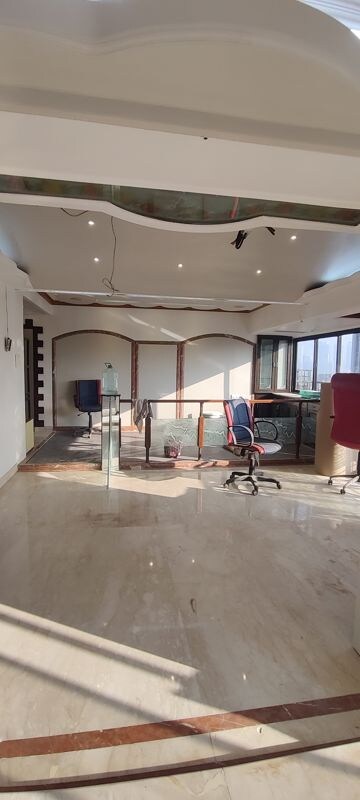 Team Area in 6 BHK Apartment at Orchid Tower, Worli – for Rent