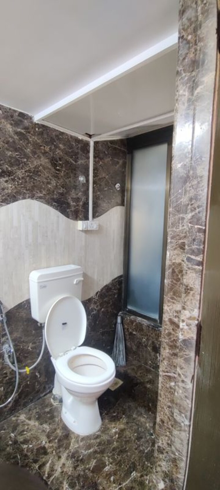 Bathroom, orchid-tower 6 Bedroom 3000 Sq.Ft. Apartment In Worli Mumbai 9546543