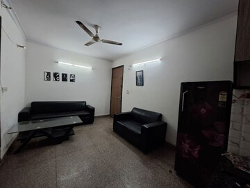 Master Bedroom in 1 BHK Builder Floor at Saket – for Rent