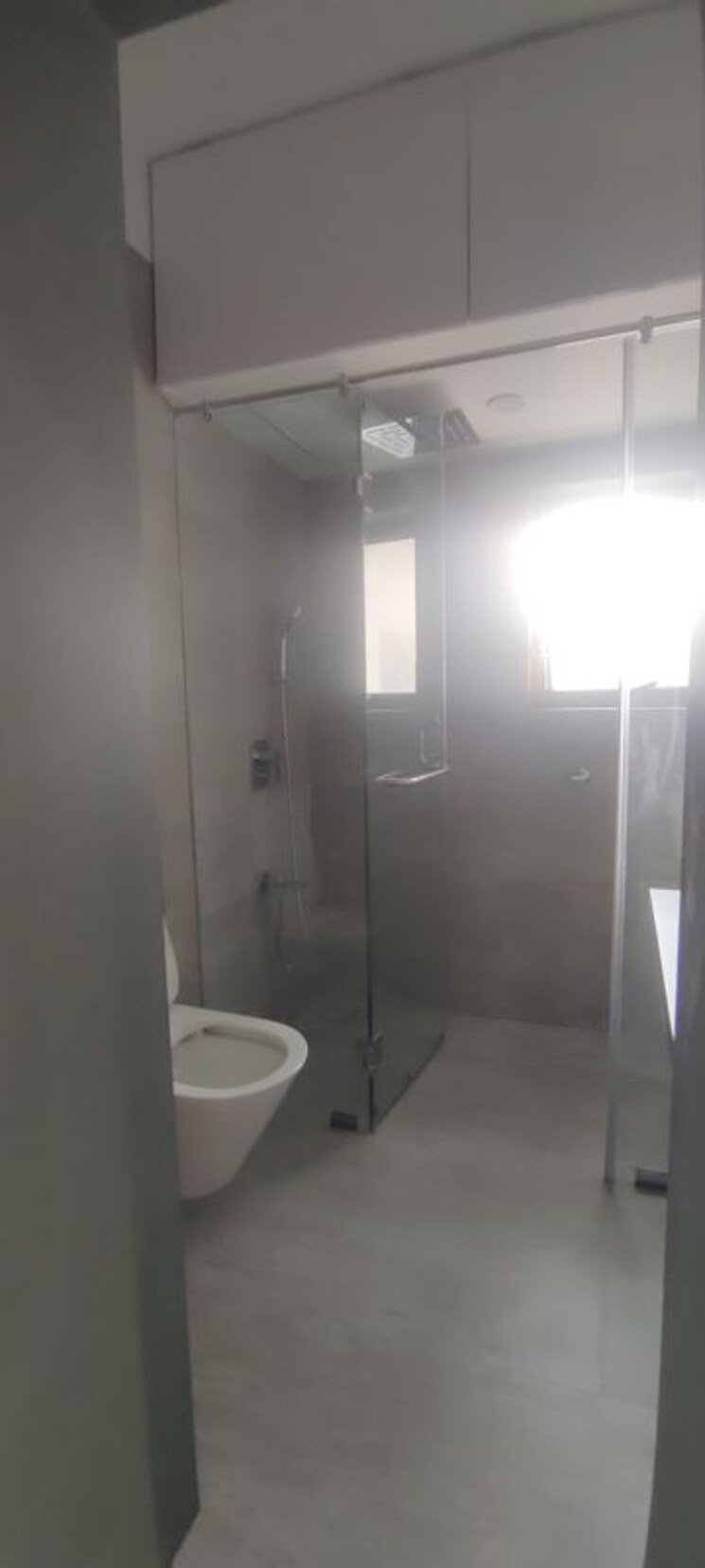Bathroom, worli-residency 2 Bedroom 600 Sq.Ft. Apartment In Worli Mumbai 9546602