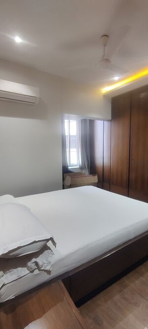 Room in 2 BHK Apartment at Worli Residency, Worli – for Rent