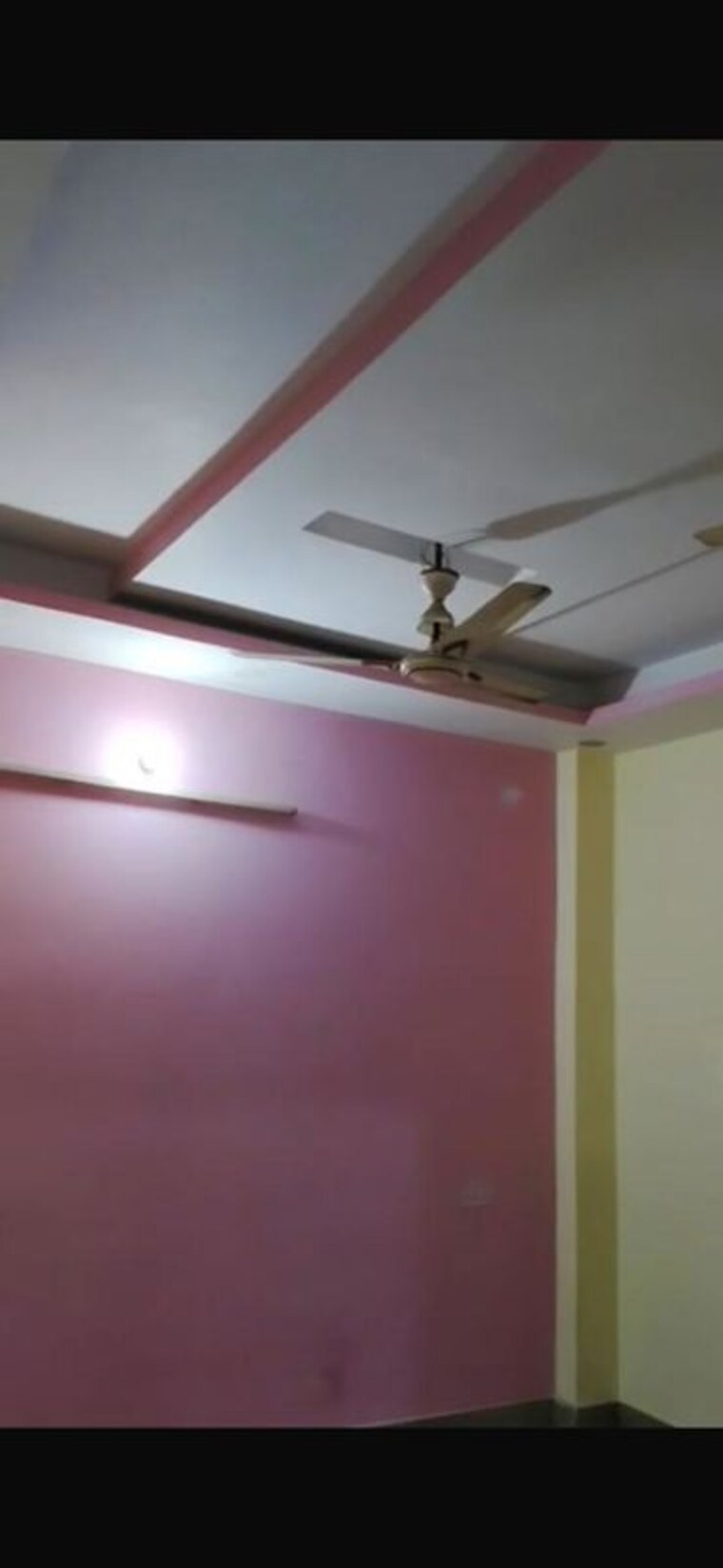 undefined, pandav nagar 2 Bedroom 75 Sq.Yd. Apartment In Pandav Nagar Ghaziabad 9810579