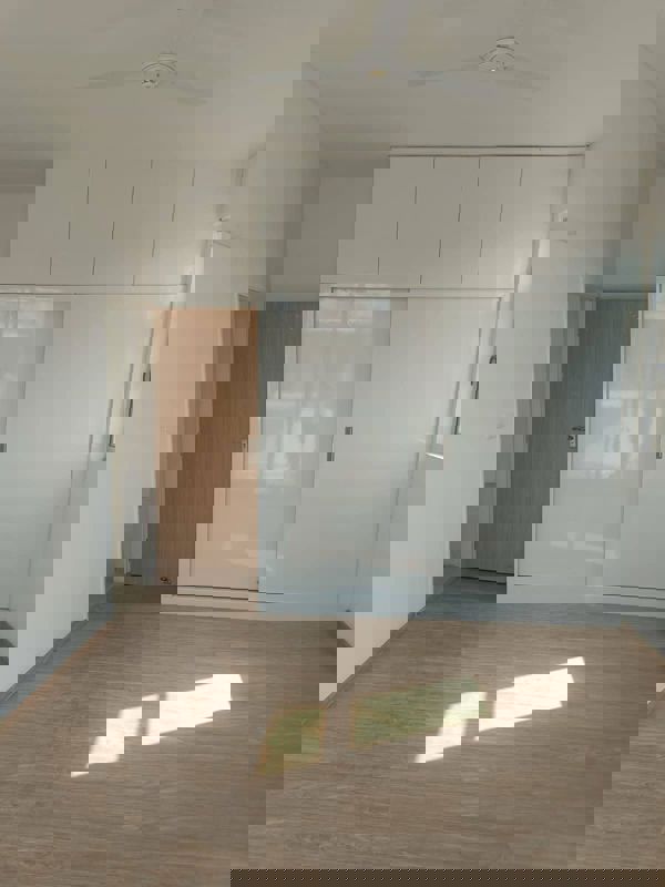 2.5 BHK + Pooja Room,Servant Room,Study Room,Extra Room,Store Room 2000 Sq.Ft. Apartment in DLF One Midtown