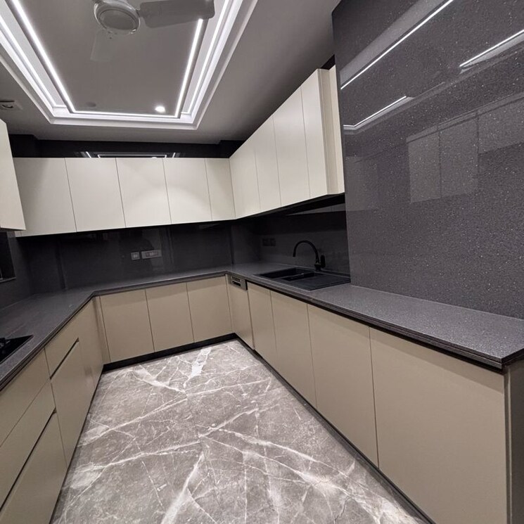 Kitchen, gulmohar park 4 Bedroom 300 Sq.Yd. Builder Floor In Gulmohar Park Delhi 9810632