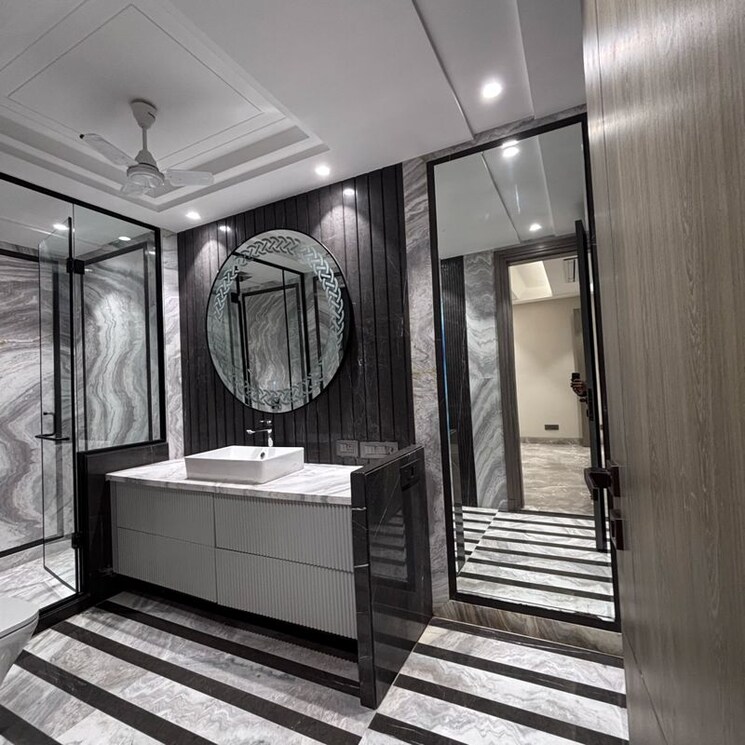 Kitchen, gulmohar park 4 Bedroom 300 Sq.Yd. Builder Floor In Gulmohar Park Delhi 9810632