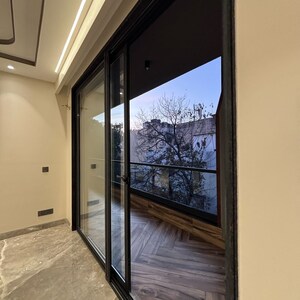 Room in 4 BHK Builder Floor at Gulmohar Park – for Sale