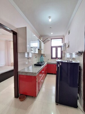 Kitchen in 2 BHK Builder Floor at Sector 47 – for Rent