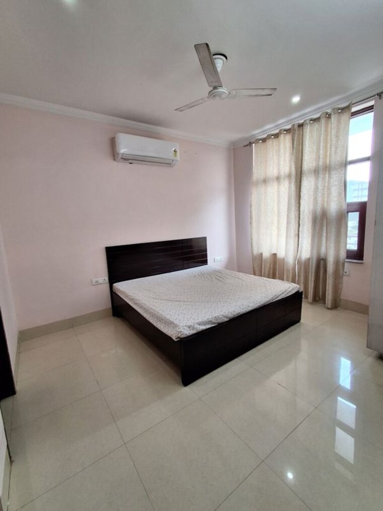 Living Room, sector 46 2 Bedroom 1368 Sq.Ft. Builder Floor In Sector 46 Gurgaon 9810654