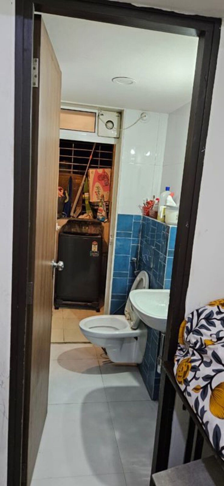 Bathroom, lodha-amara 1 Bedroom 472 Sq.Ft. Apartment In Kolshet Road Thane 9810665