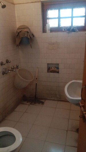 Bathroom in 3 BHK Apartment at Nehru Enclave, Gomti Nagar – for Sale