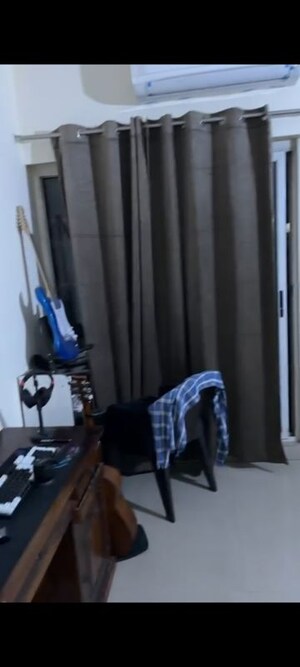 2 BHK Apartment For Rent in Grihapravesh, Sector 77