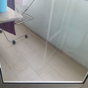 Bathroom in 3 BHK Builder Floor at Unitech South City II, Sector 50 – for Rent