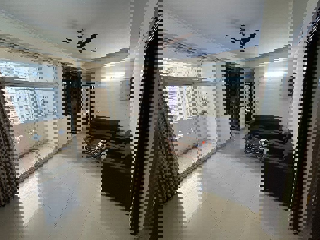 2.5 BHK + Study Room Apartment For Rent in Amrapali Silicon City