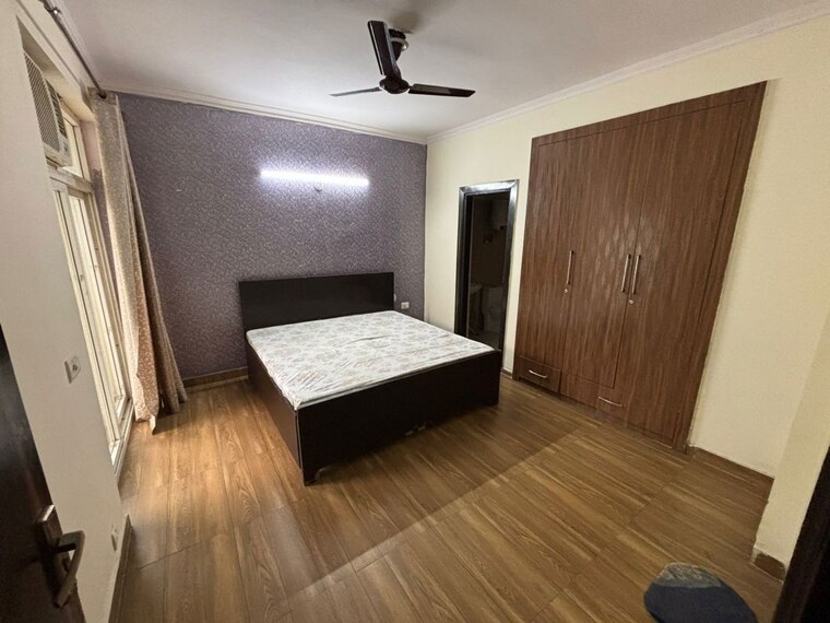 Bedroom, amrapali-silicon-city 2.5 Bedroom 1180 Sq.Ft. Apartment In Sector 76 Noida 9810704