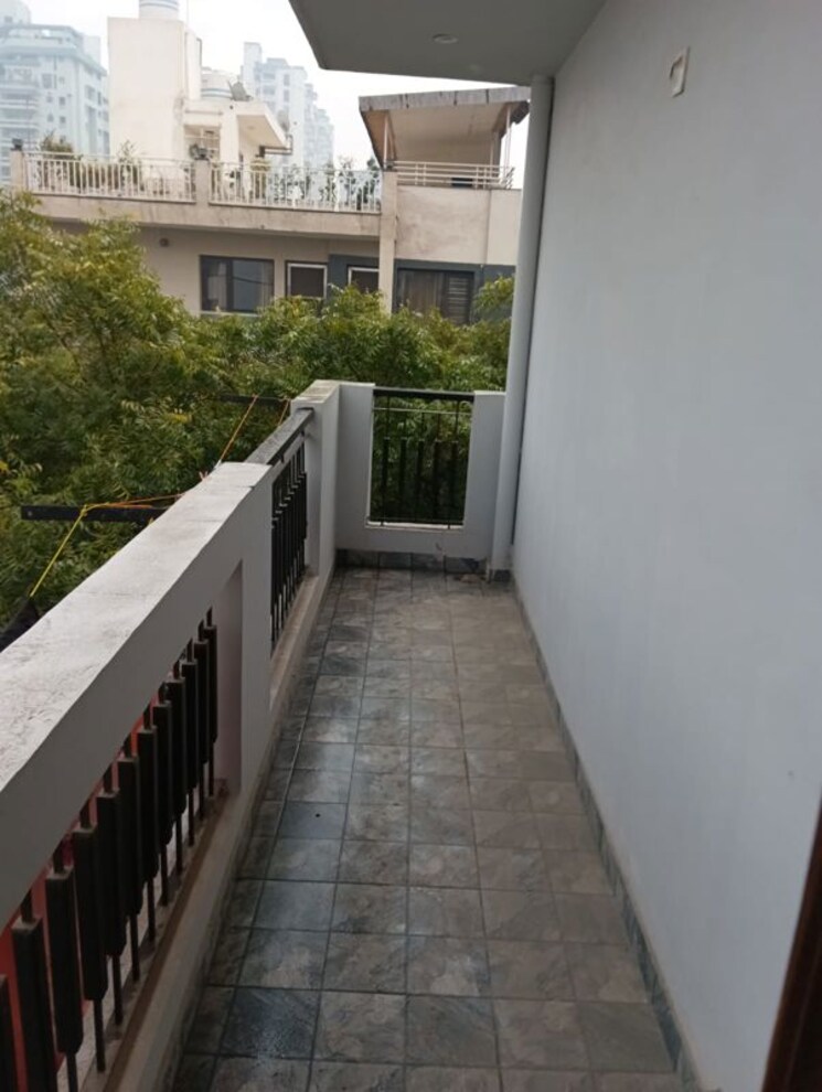 Balcony, ansal-plaza-sector-23 2 Bedroom 1275 Sq.Ft. Builder Floor In Sector 23 Gurgaon 9810709