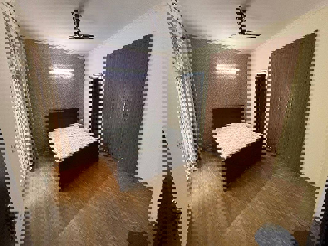 2 BHK + Study Room Apartment For Rent in Amrapali Silicon City