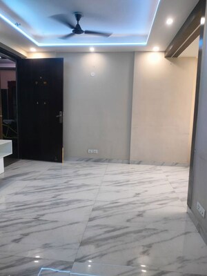 Room in 3 BHK Apartment at Nimbus The Hyde park, Sector 78 – for Rent