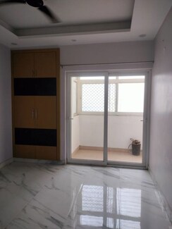 3 BHK Apartment For Rent in Nimbus The Hyde park