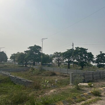  Plot For Sale in Sector 61