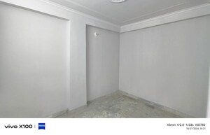 Room in 3 BHK Apartment at Shaheen Bagh – for Sale