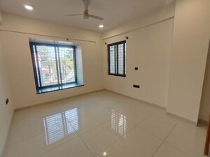 Room in 3 BHK Apartment at Hsr Layout – for Rent