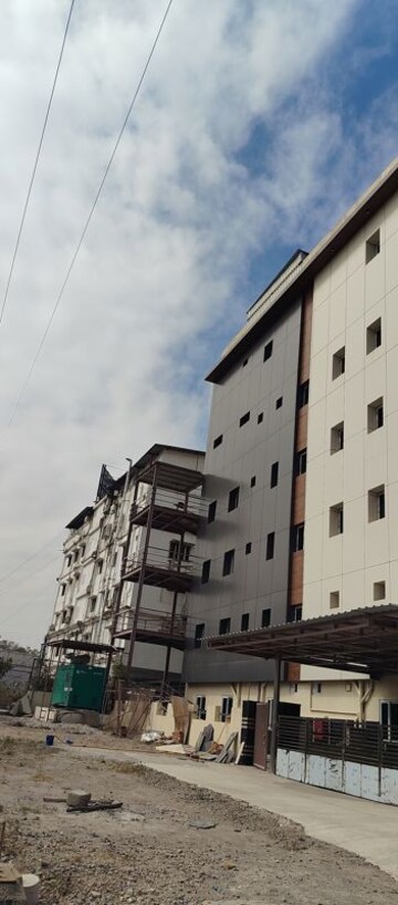  Office Space For Sale in Madinaguda