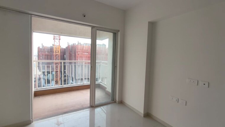 Room, raymond-aashiyana 1 Bedroom 400 Sq.Ft. Apartment In Vartak Nagar Thane 9810749