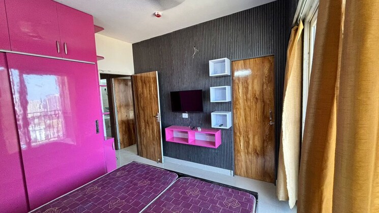 undefined, pioneer-park-phase-1 2 Bedroom 1300 Sq.Ft. Apartment In Sector 61 Gurgaon 9810751