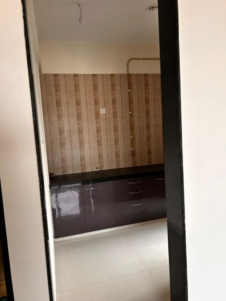 undefined, sheth-zuri 2 Bedroom 640 Sq.Ft. Apartment In Laxmi Nagar Thane 9810753