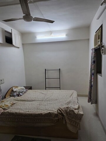 Bedroom in 2 BHK Apartment at Starwing Apurva Residencies, Andheri East – for Rent
