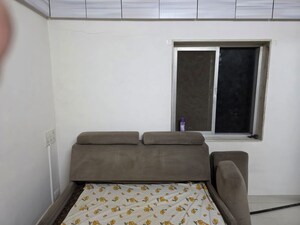 Bedroom in 2 BHK Apartment at Starwing Apurva Residencies, Andheri East – for Rent