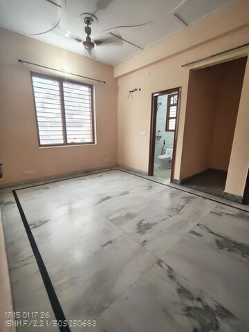 Room in 2 BHK Builder Floor at Sector 45 – for Rent