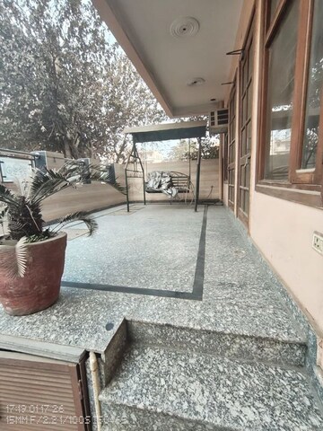 Balcony in 2 BHK Builder Floor at Sector 45 – for Rent