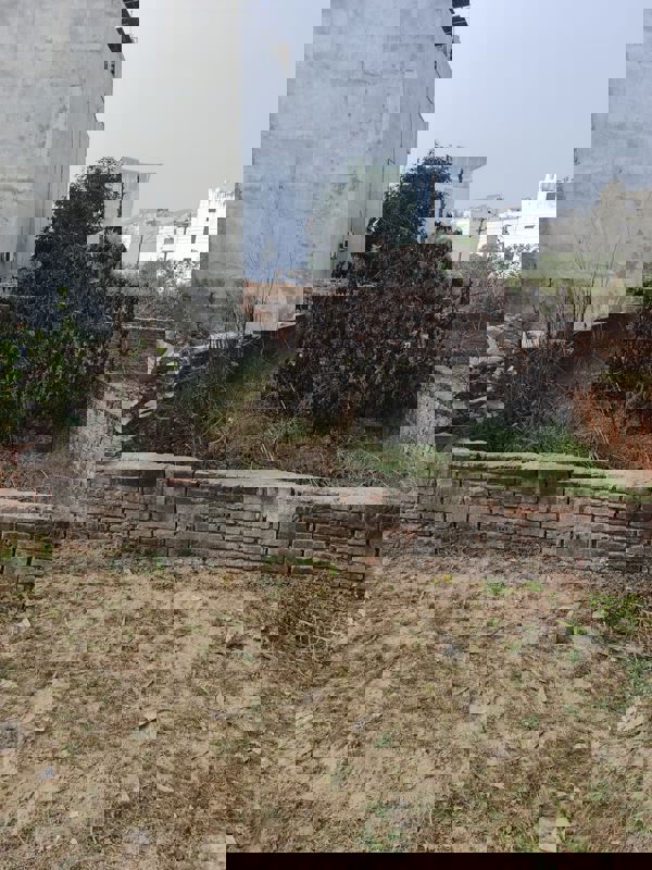 Plot For Sale in Gomti Nagar