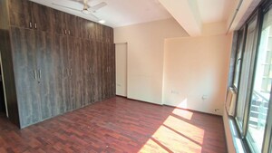 Room in 3 BHK Apartment at Aristo Pearl Residency, Prabhadevi – for Rent