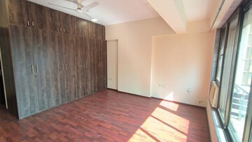 Room in 3 BHK Apartment at Aristo Pearl Residency, Prabhadevi – for Rent