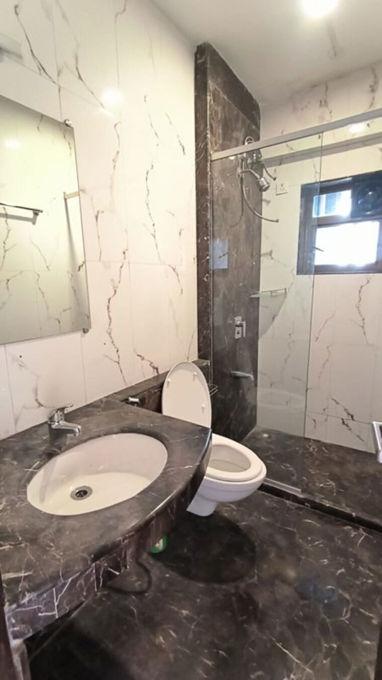 Bathroom, aristo-pearl-residency 3 Bedroom 1350 Sq.Ft. Apartment In Prabhadevi Mumbai 9810776
