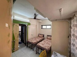 Room in  Pg at Andheri East – for Rent