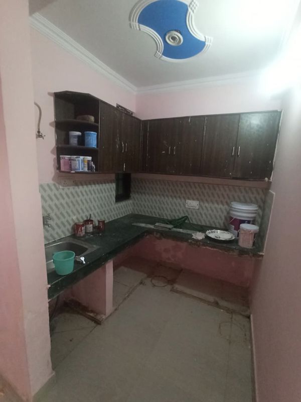 1 Rk  400 Sq.Ft. Builder Floor in Tulsi Plaza Indira Nagar