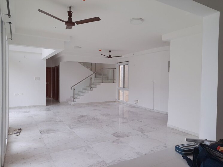 Room, bhartiya-nikoo-homes 4 Bedroom 3525 Sq.Ft. Penthouse In Thanisandra Main Road Bangalore 9810799